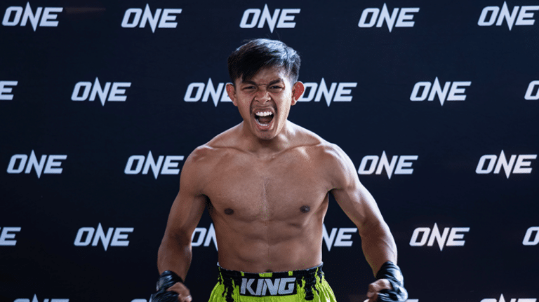 นาดากะ vs ทรงชัยน้อย